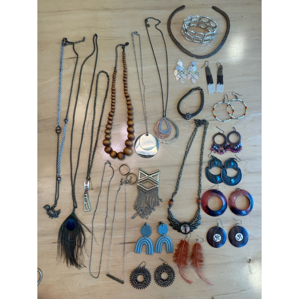 Vintage Y2K Boho Whimsigoth Jewelry Lot - 25+ Pcs Necklaces Earrings Bracelets